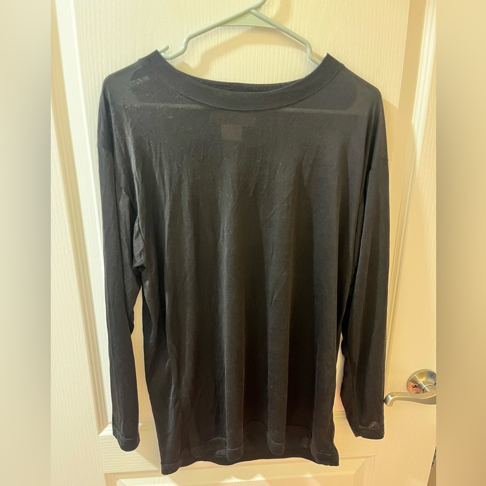 Et Vous 100% black silk shirt perfect for cozy fall vibes size small